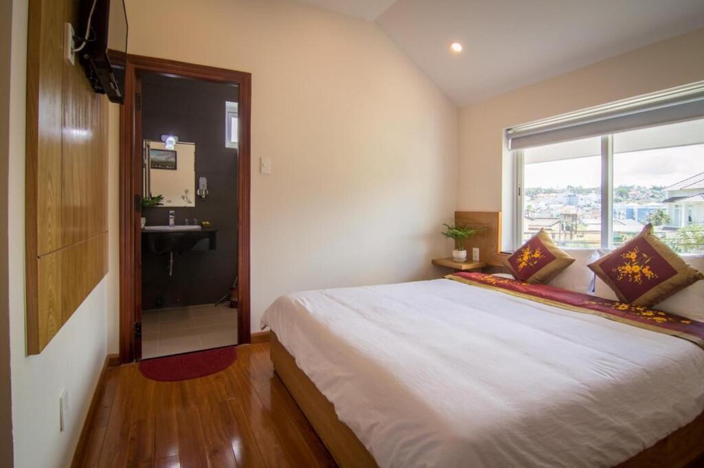 Villa Hotel Du Thuyen Dalat Bagian luar foto