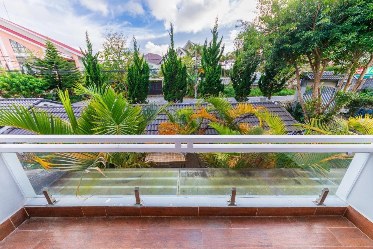 Villa Hotel Du Thuyen Dalat Bagian luar foto