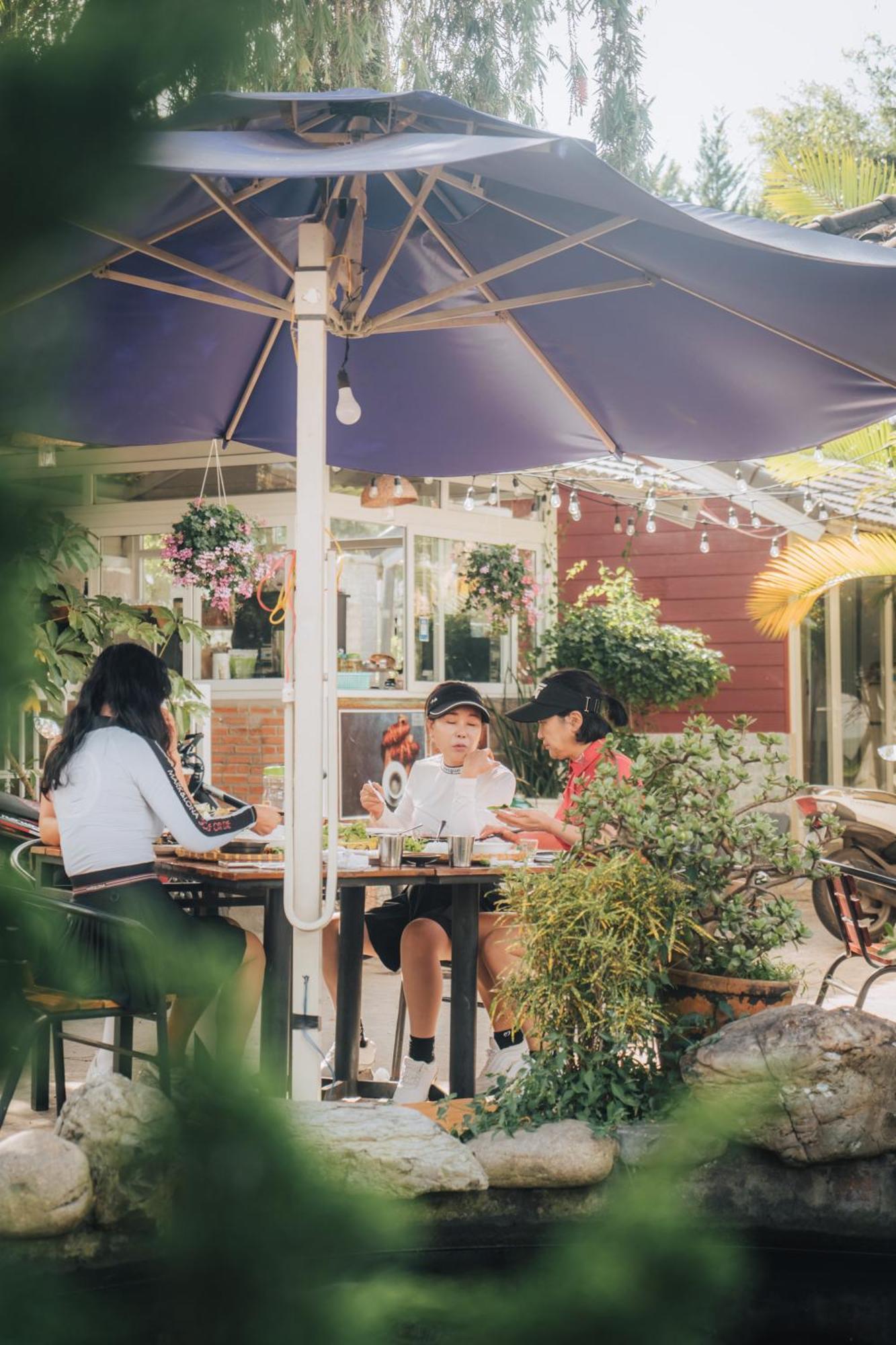 Villa Hotel Du Thuyen Dalat Bagian luar foto